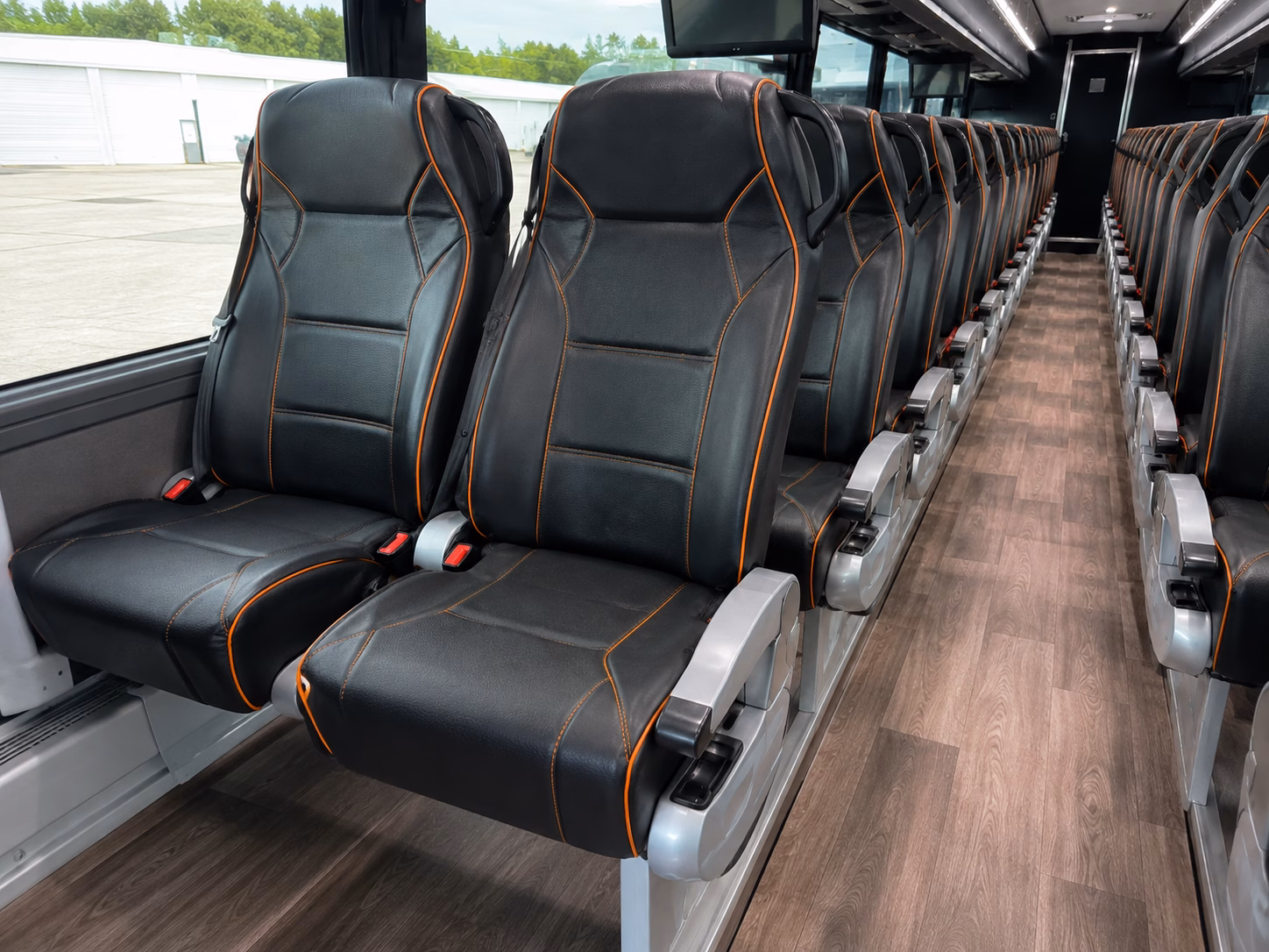 bus rentals for mckinney historic square winery crawls